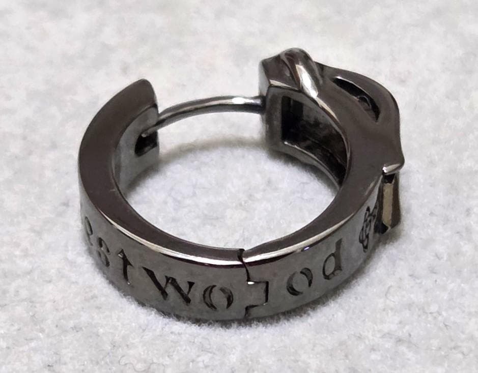 ヴィヴィアンウエストウッド　BOBBY　フープピアス　片耳用　箱付き　41786