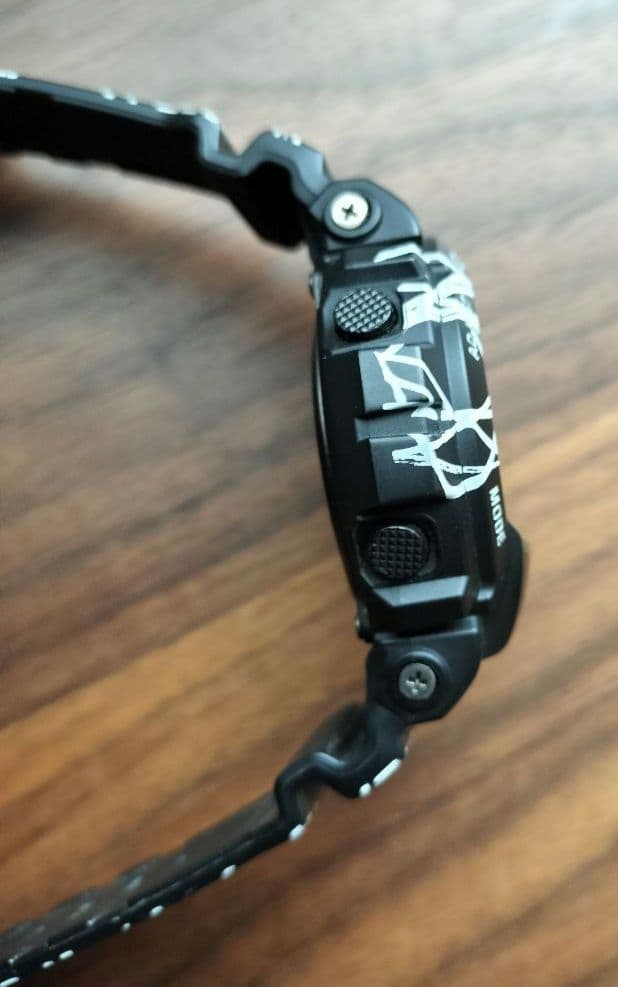 G-SHOCK FUTURA フューチュラ GD-X6900FTR-1JR