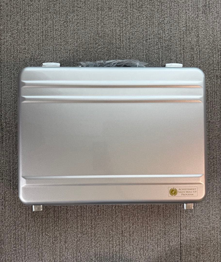 Achievement Sales Academy DVDセット、アルミケース付