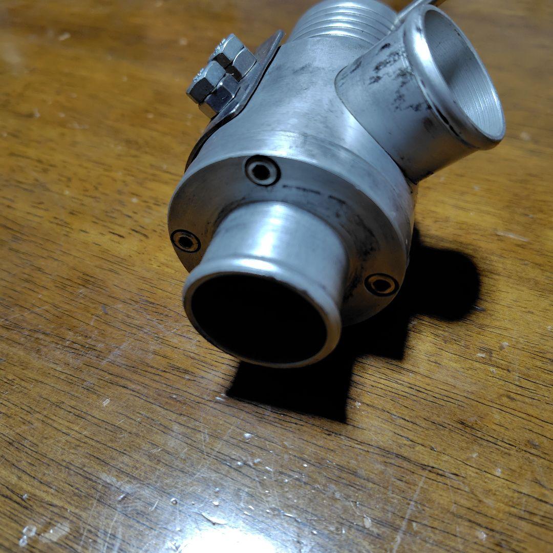 三菱コルトラリーアートバージョンR用ブローオフバルブ。