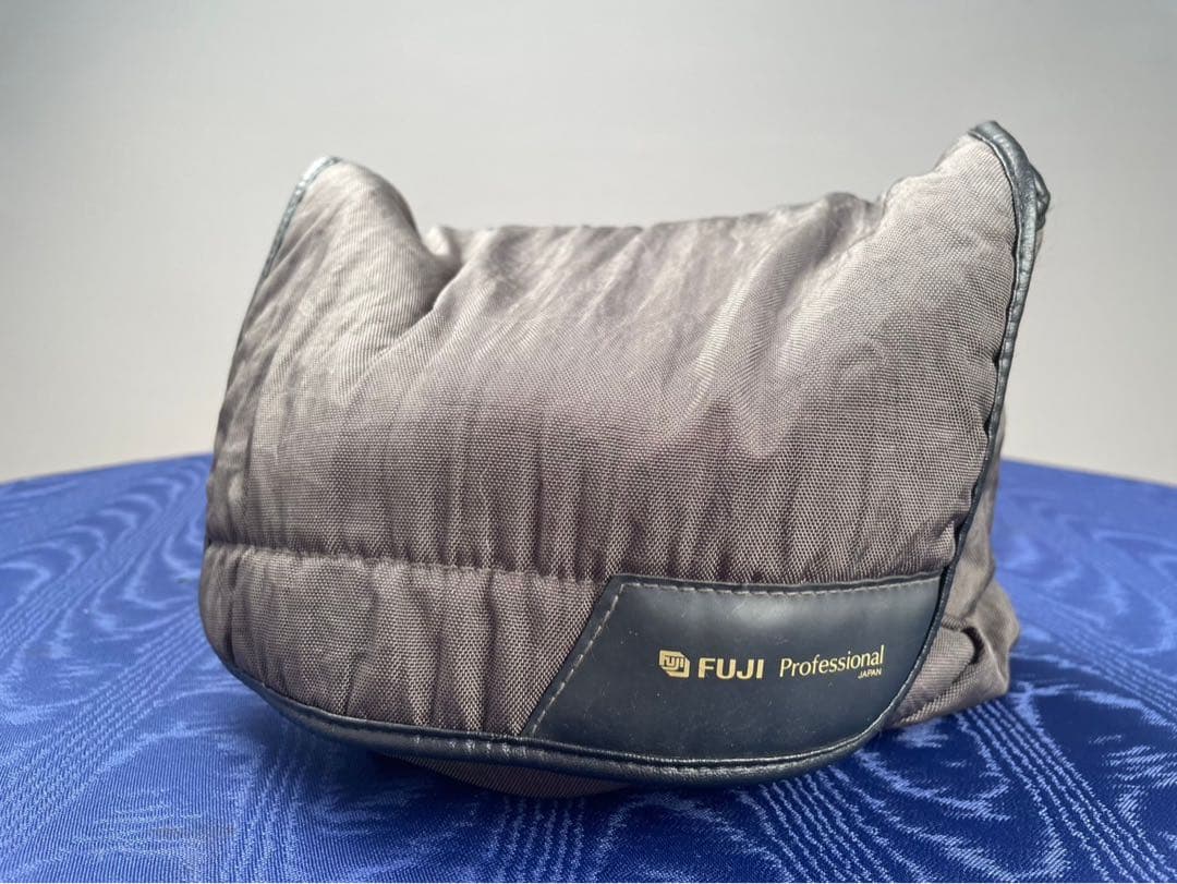 FUJIFILM フジフィルム GW 690III 中判カメラ