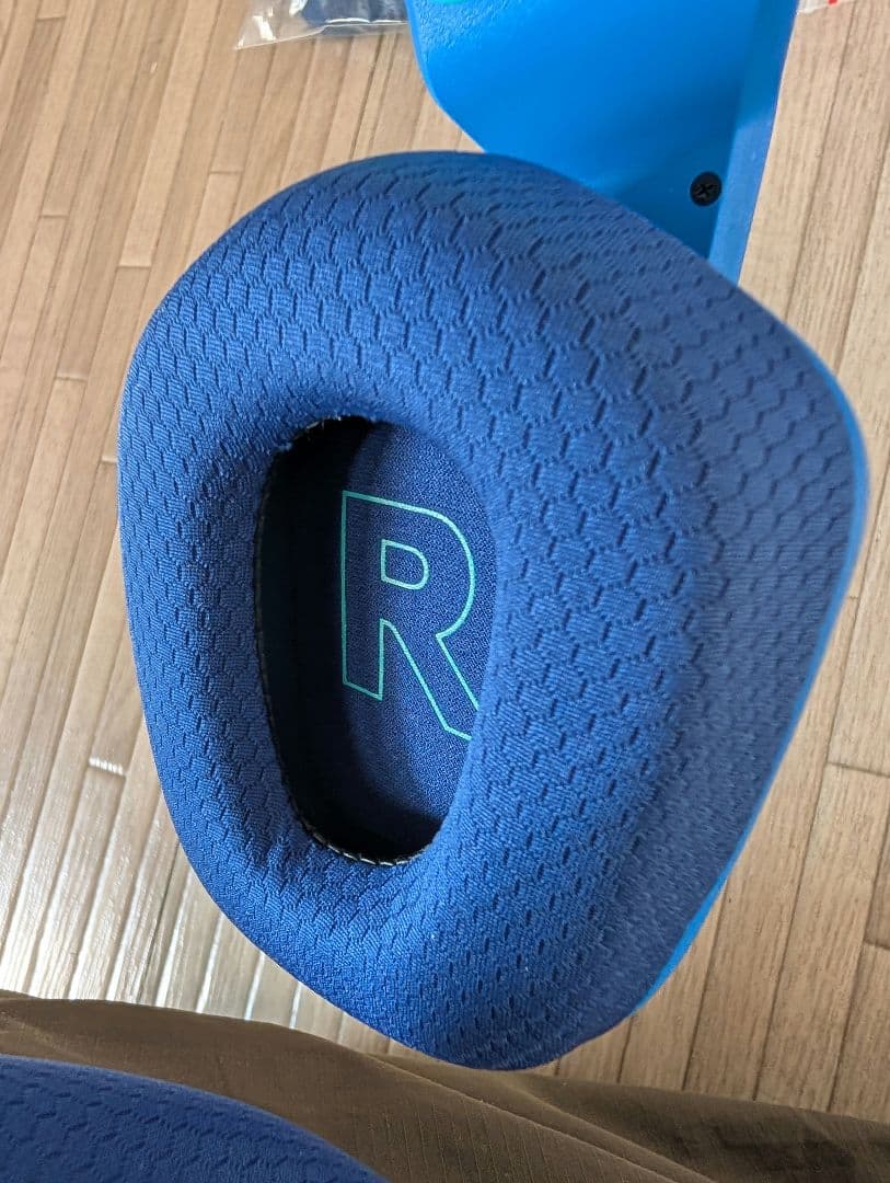 【新品換装済】Logicool G ワイヤレス ゲーミングヘッドセット G733