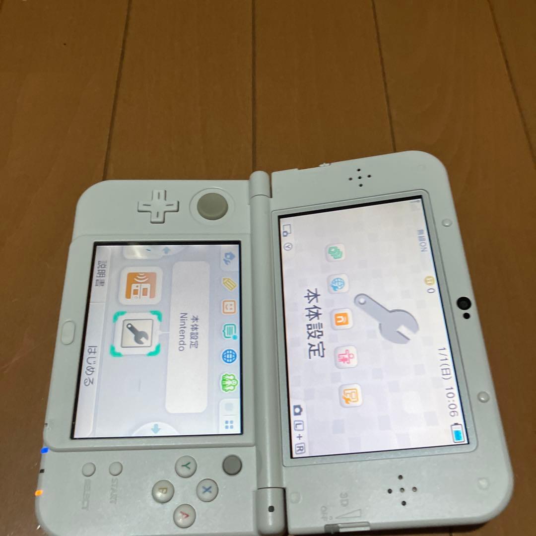 Newニンテンドー3DSLL パールホワイト
