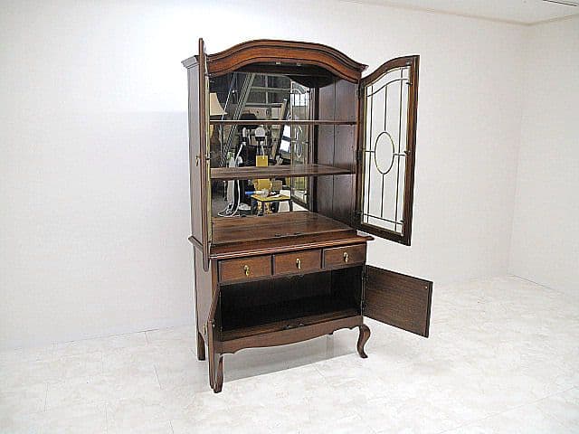 アールデコ様式飾り棚 ステンドグラス扉×背面ミラー キュリオケース　カップボード