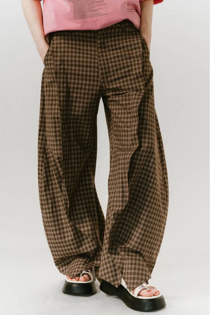 Knuth Marf クヌースマーフ　slit deformed pants