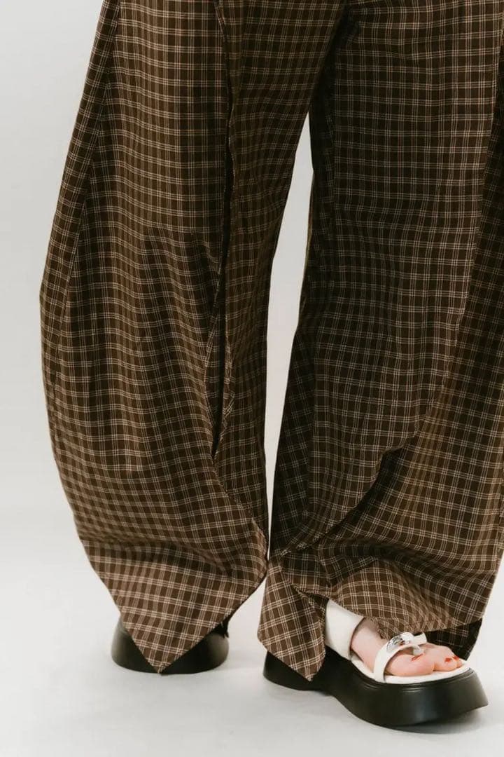 Knuth Marf クヌースマーフ　slit deformed pants