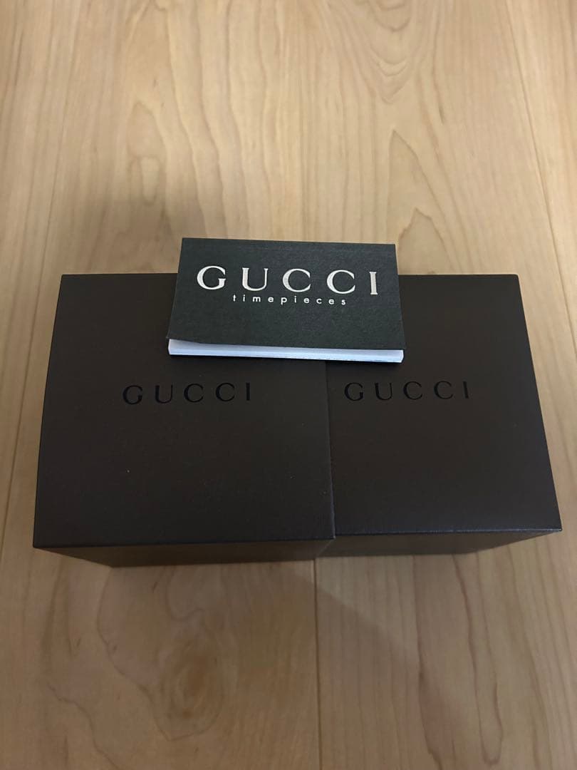 グッチ　GUCCI バングルウォッチ ブラック1400L