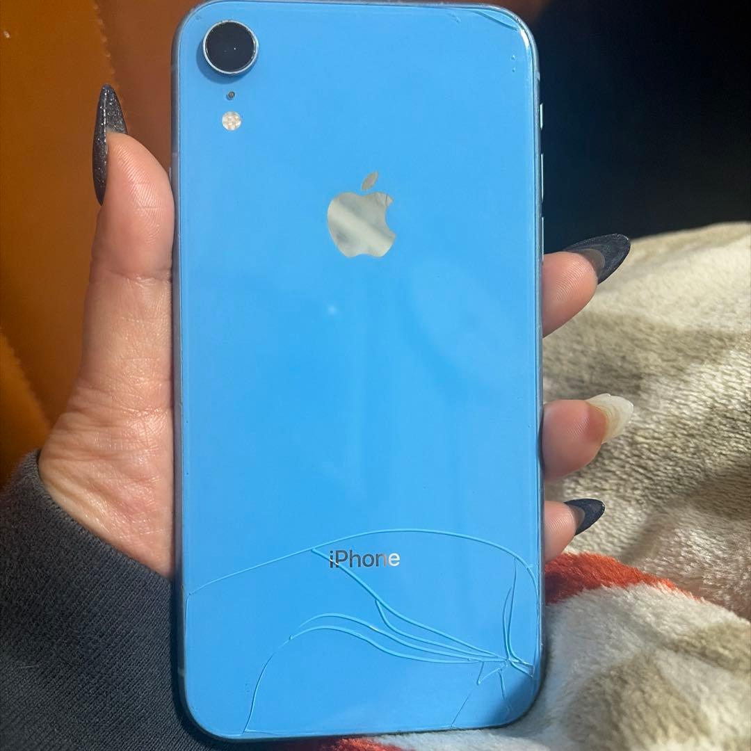 iPhoneXR 64GB 画面割れ ジャンク品