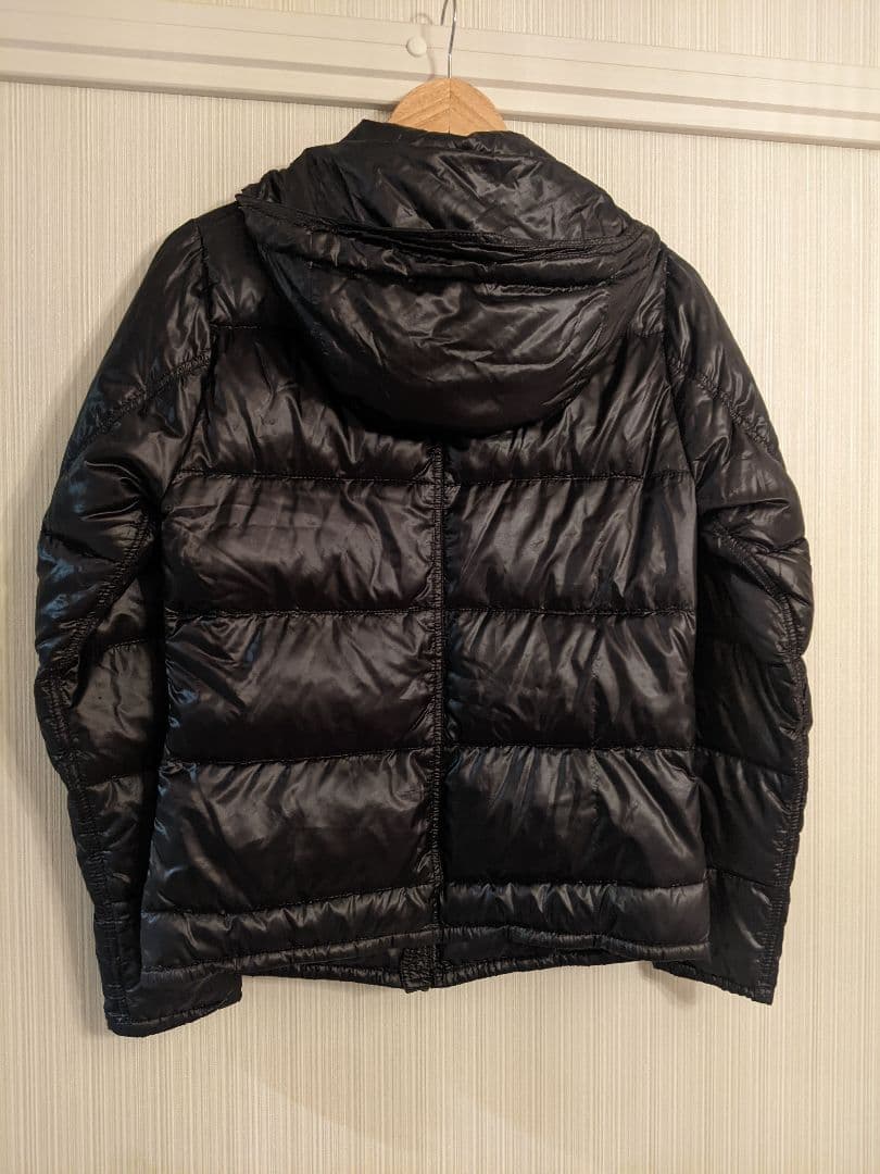 Herno ヘルノ　フード付きダウンジャケット 黒　ライトダウン　インナーダウン