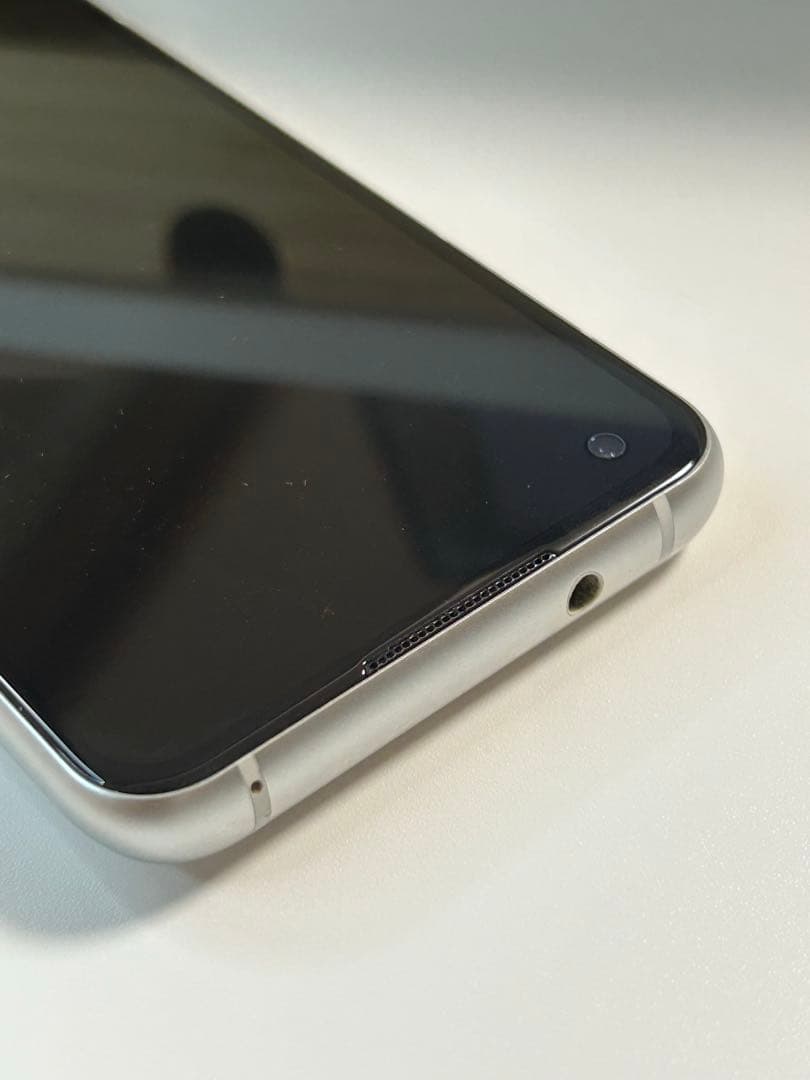 K*o様 ASUS Zenfone8 本体　128Ｇ SIMフリー ホワイト