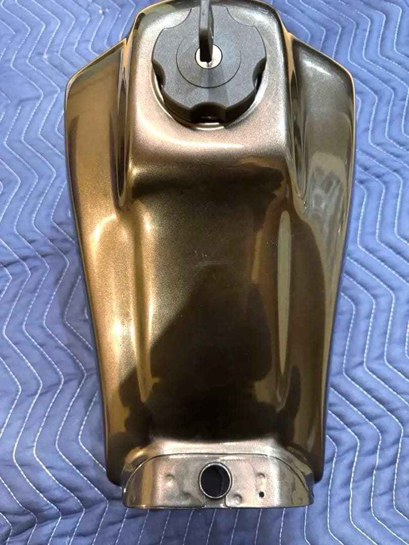 ヤマハTW用　ガソリンタンク＆フロントフェンダー ブラウン　凹み無し