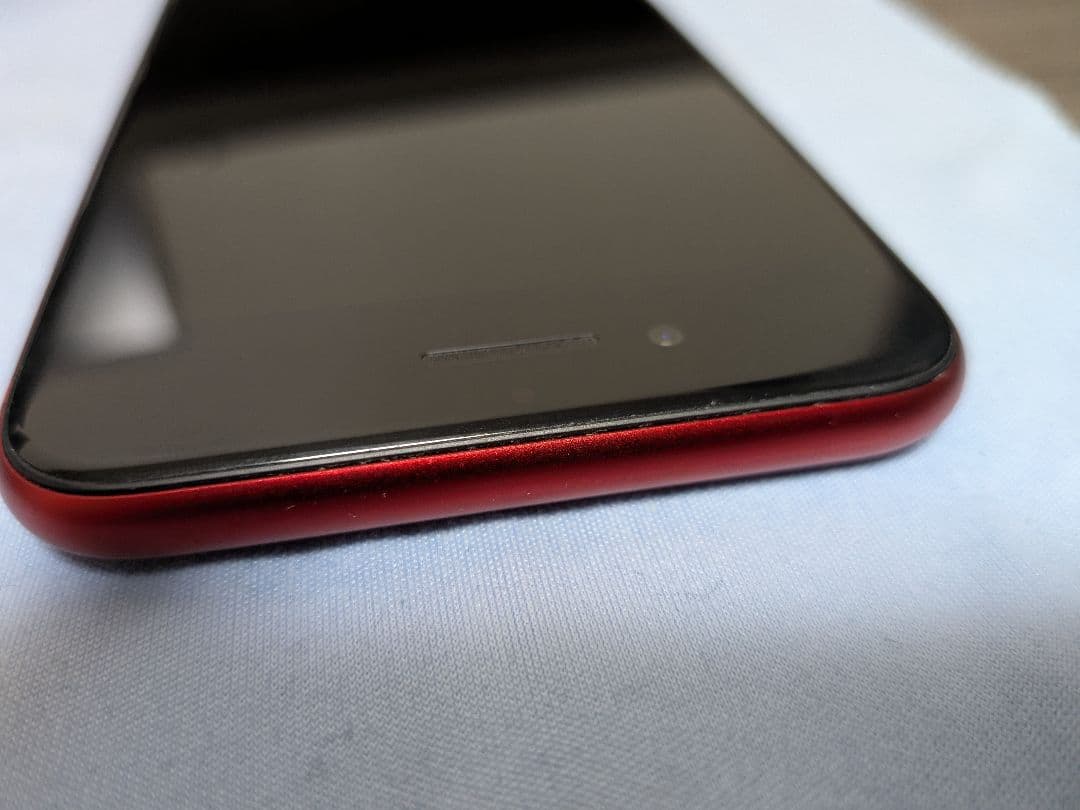 iPhone SE (第3世代) RED　本体のみ