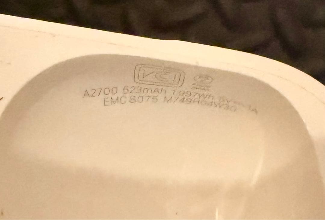 AirPods Pro2 本体 充電ケース・充電コード付