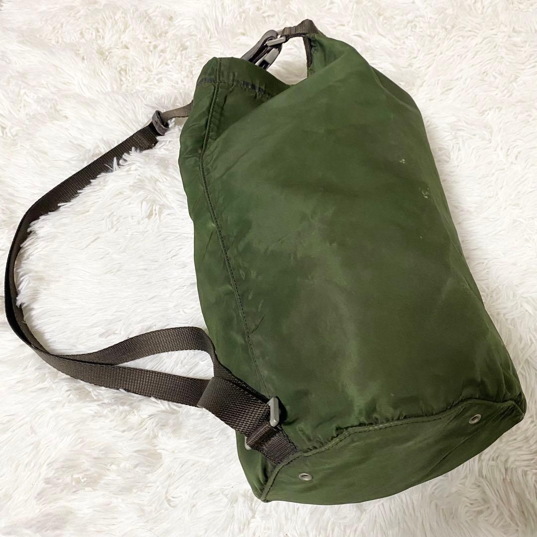 PRADA プラダ 三角ロゴ ドラム型 ショルダーバッグ ボンサック カーキ系