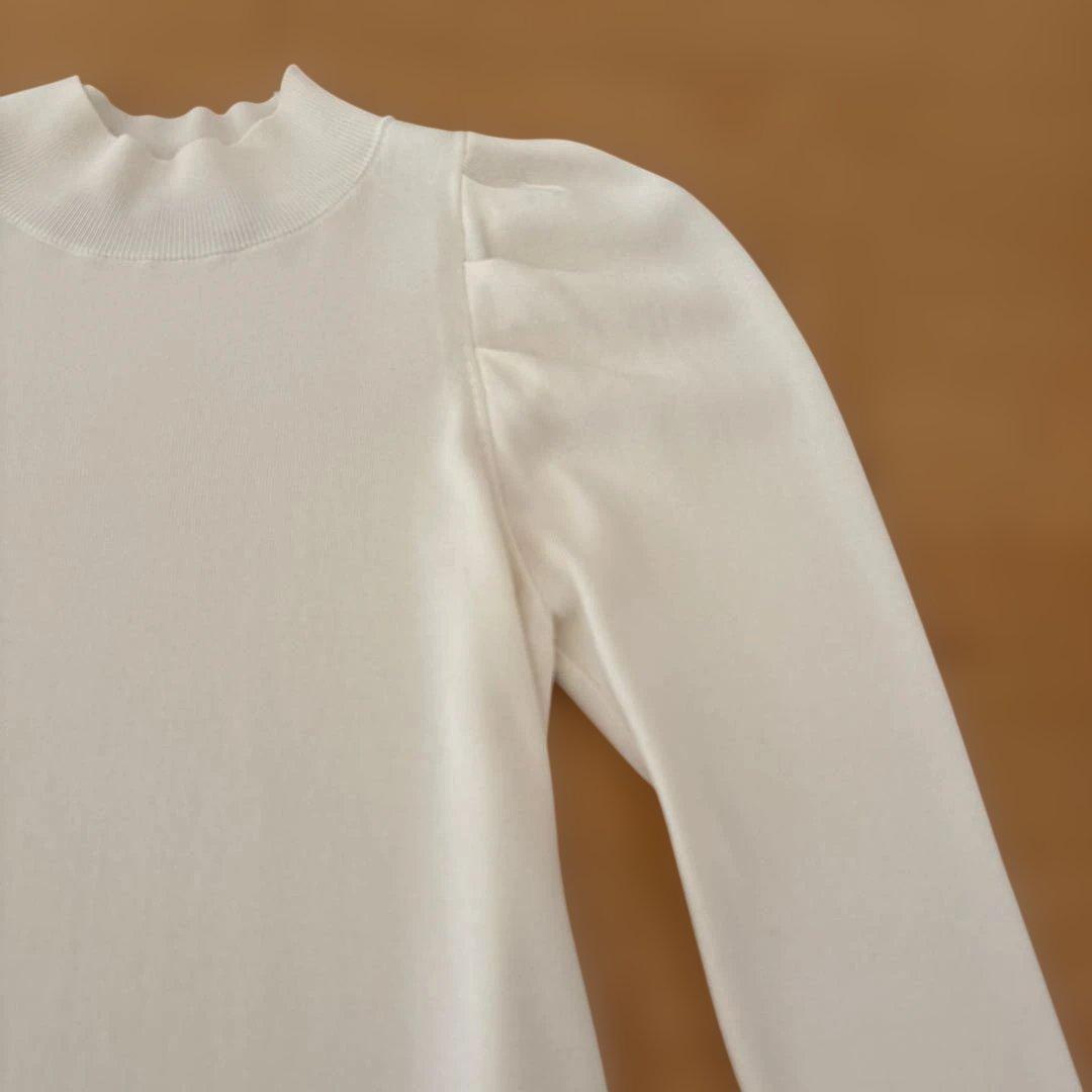 タイムセール‼️Tiara ハイネック パフスリーブ トップス