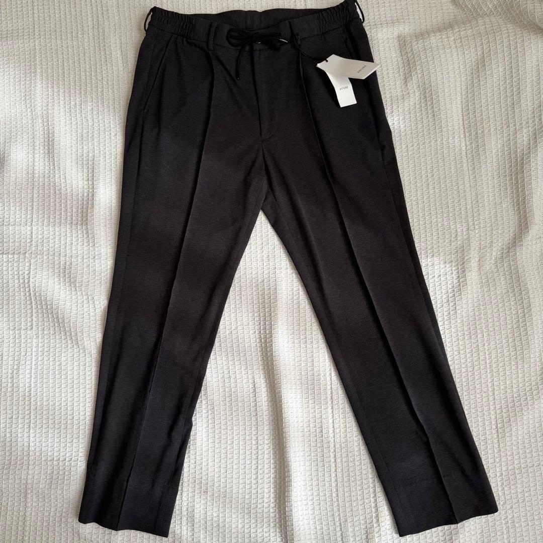 新品未使用　アウール　チャコールパンツ　L