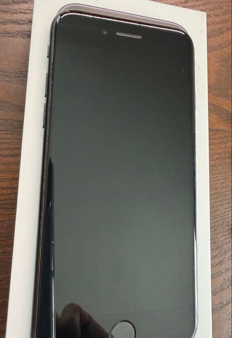 Apple iPhone SE第3世代 64GB バッテリー84％