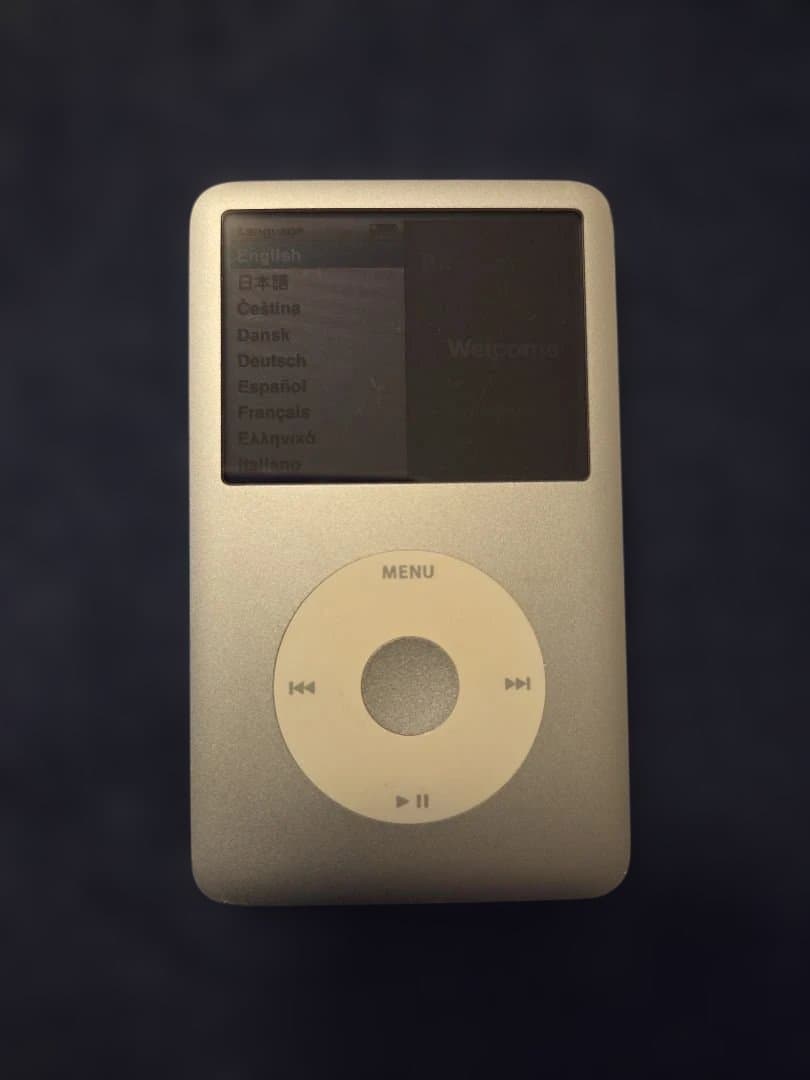 iPod Classic 160GB 音声のみ動作未確認 非純正ケーブル付