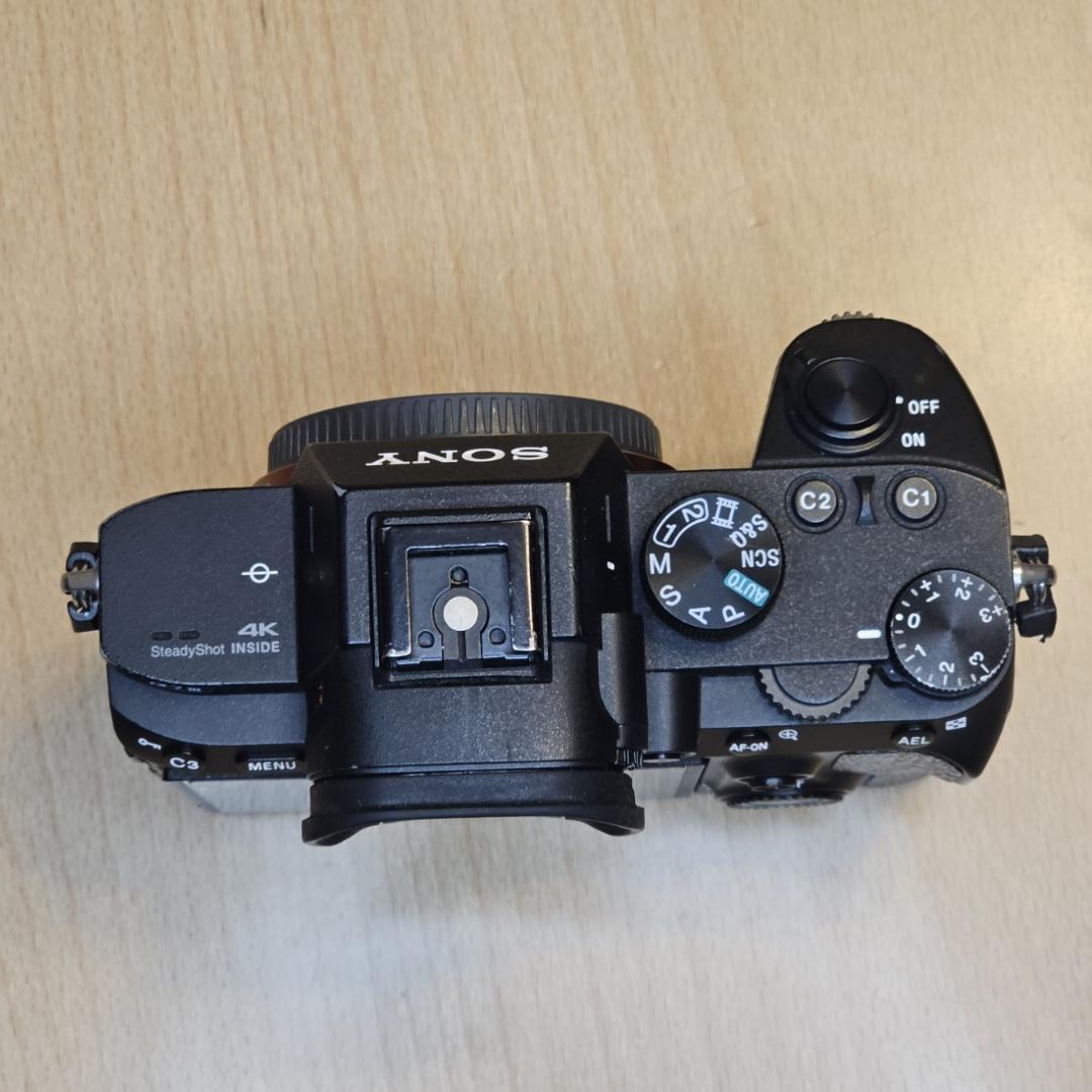 [シャッター数 339回] SONY α7III（ILCE-7M3）[ボディ]