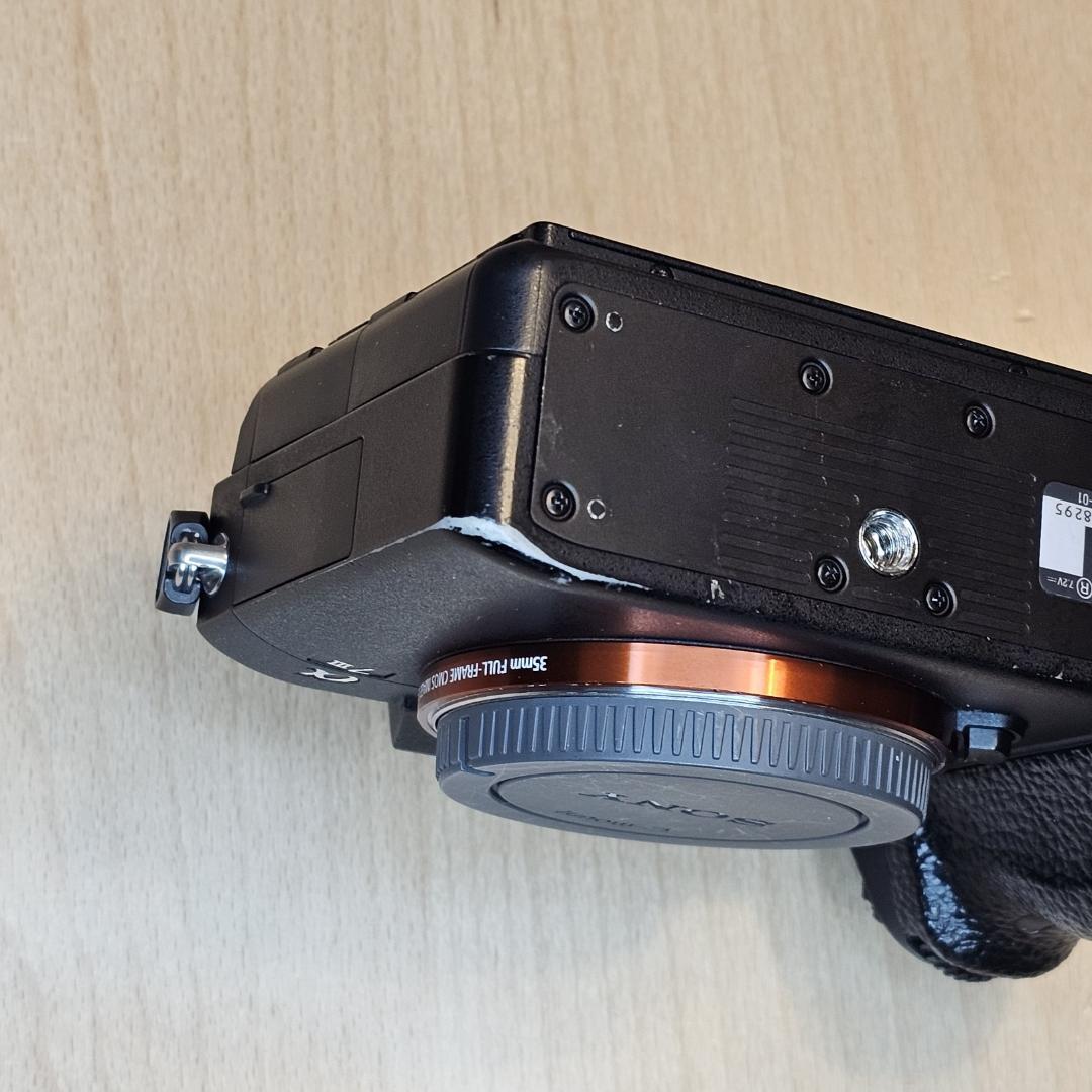 [シャッター数 339回] SONY α7III（ILCE-7M3）[ボディ]