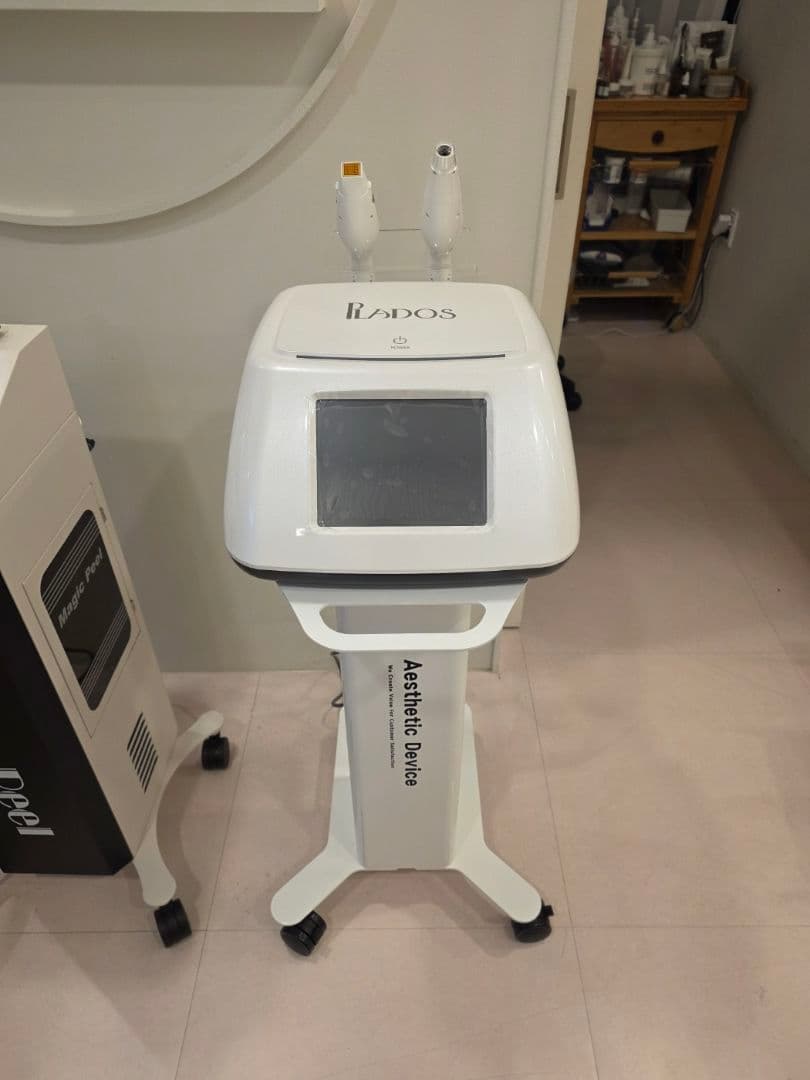 値下げ!Plados 美顔器 2つのケアヘッド付き