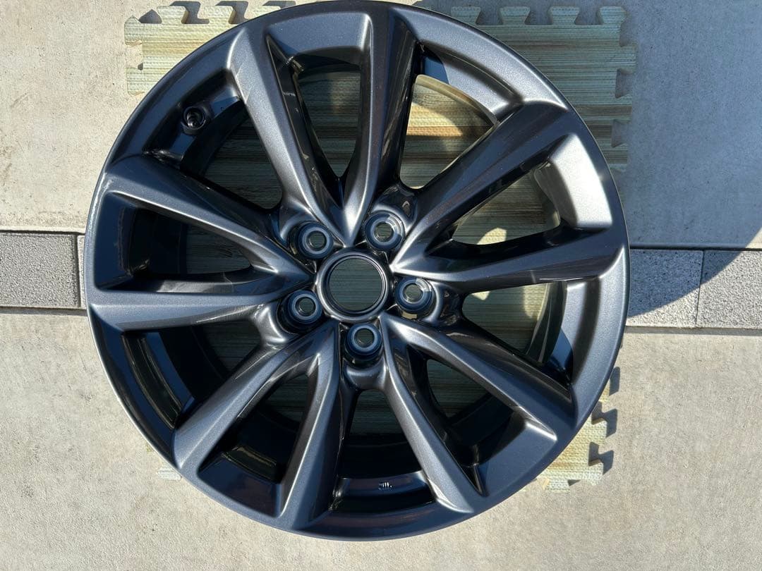 18インチ ダークグレー ホイールセット