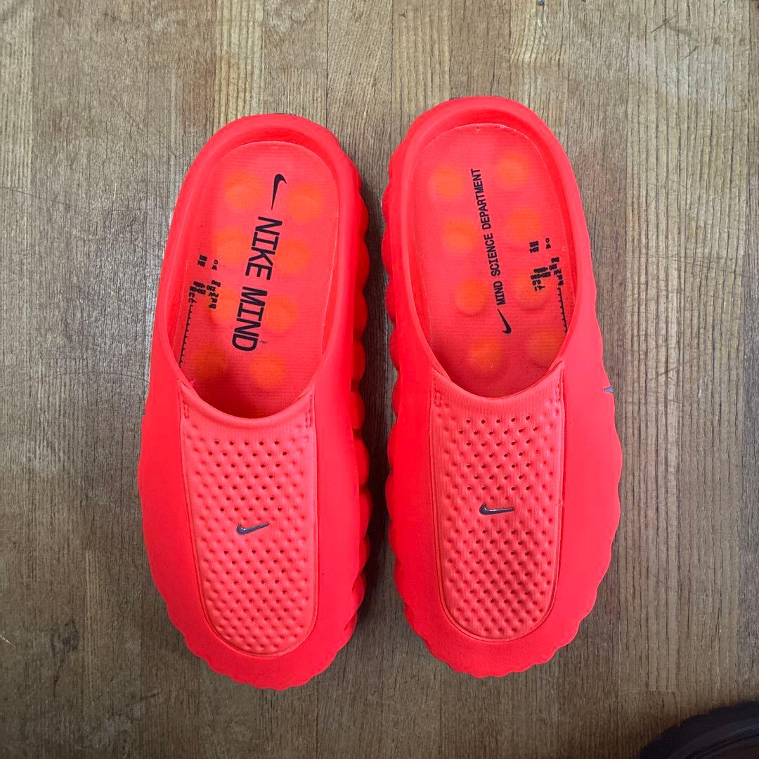 靴 nike mind 001 solar red
