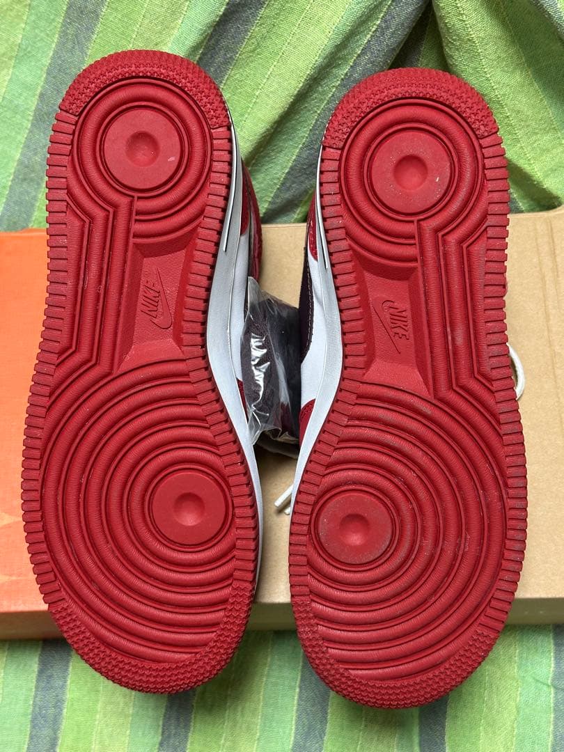 新品未使用Nike Air Force1 エアフォース ハイカット バレンタイン