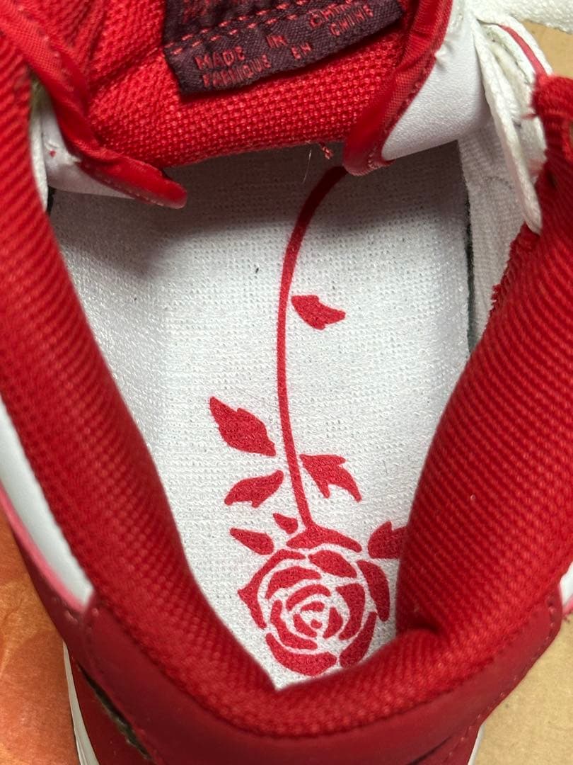 新品未使用Nike Air Force1 エアフォース ハイカット バレンタイン