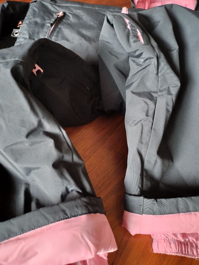 【BURTON スノーボードウェア キッズSサイズ130 黒/ピンク】