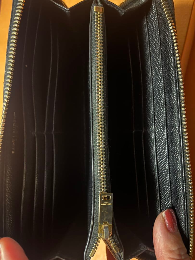 YSL 黒 キルティング 長財布