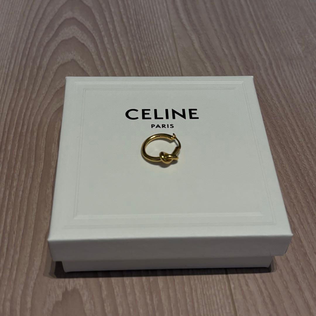 【片耳のみ】CELINE ノットフープピアス　ゴールド