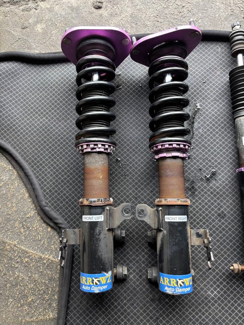 サスペンションキット ZVW30 ARROWZ