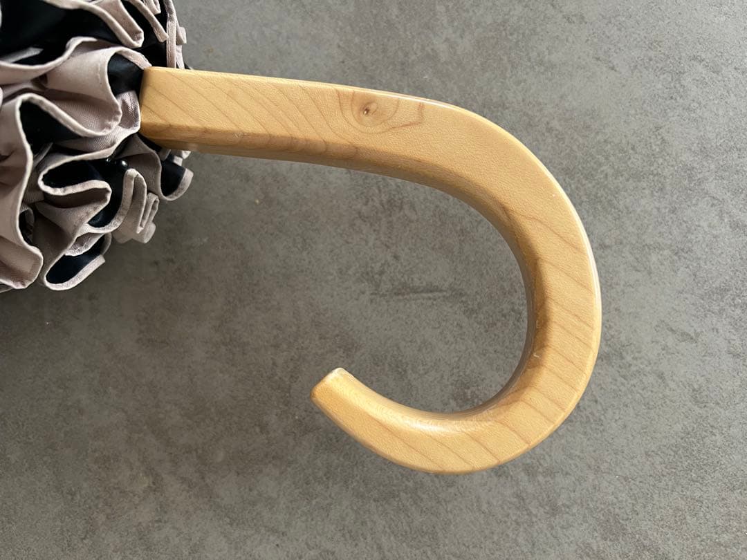 サンバリア100長傘　Sサイズ　フリル