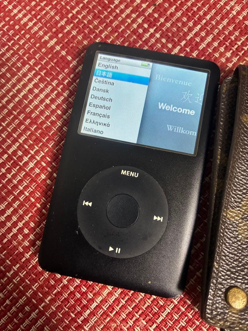 iPod classic 80GB（A1238） ルイヴィトンケース付き