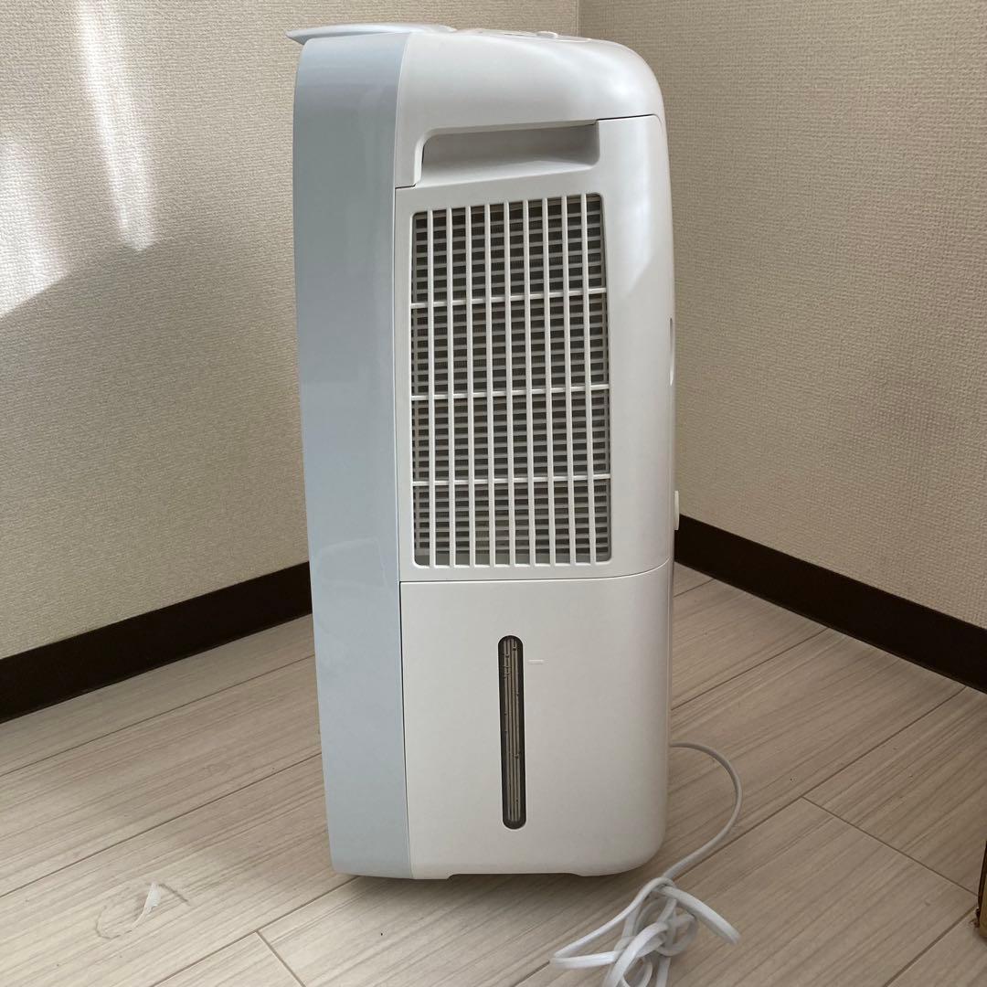 SHARP 冷風・衣類乾燥機　除湿機 CM-N100-W