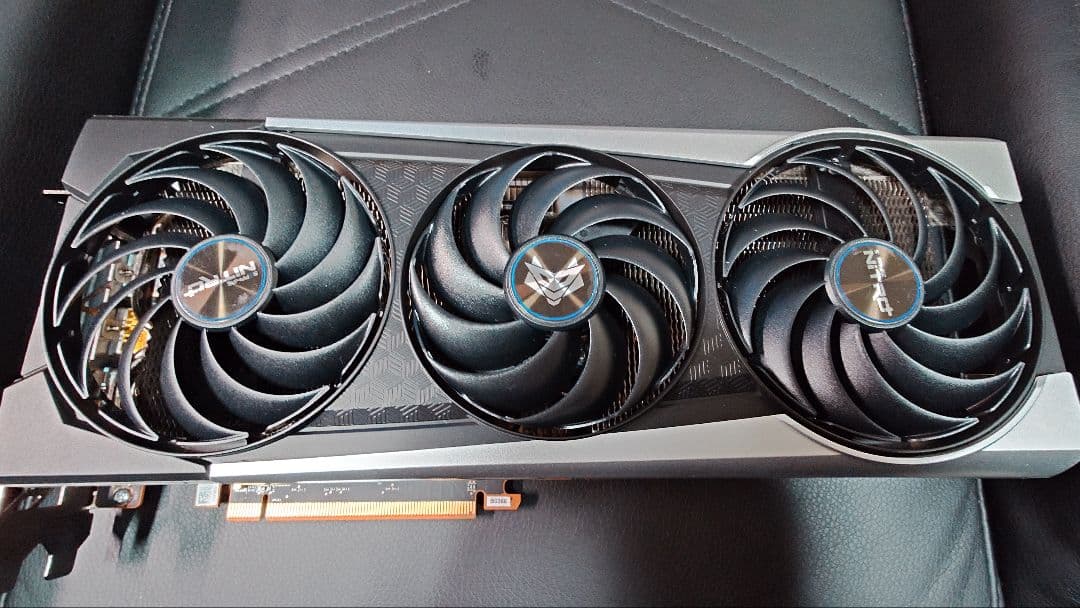 グラフィックボード・グラボ・ビデオカード SAPPHIRE NITRO+ Radeon RX6700XT 12GB RGB