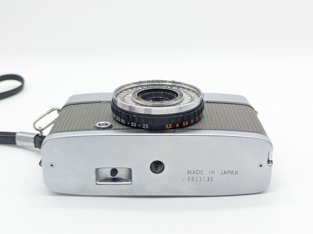 超美品！整備済み完動品！OLYMPUS PEN EE-2 ハーフサイズカメラ