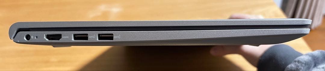 Dell Inspiron 15 3520/8GB/純正AC付き ＋おまけ付き‼️