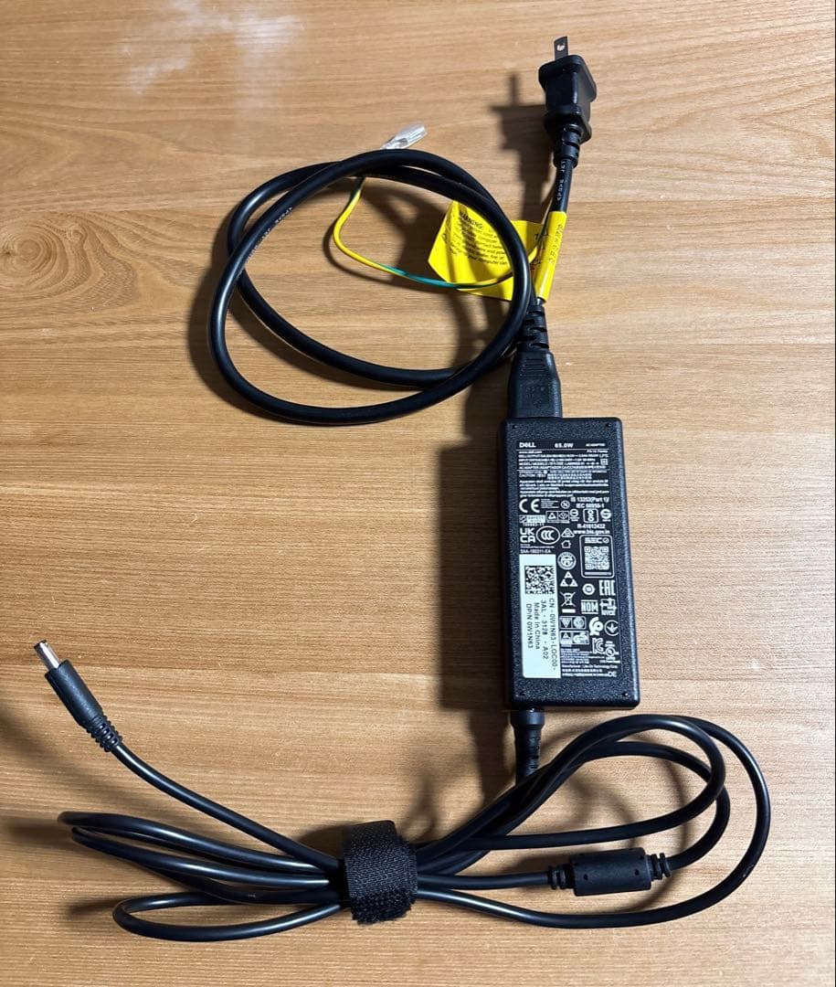 Dell Inspiron 15 3520/8GB/純正AC付き ＋おまけ付き‼️
