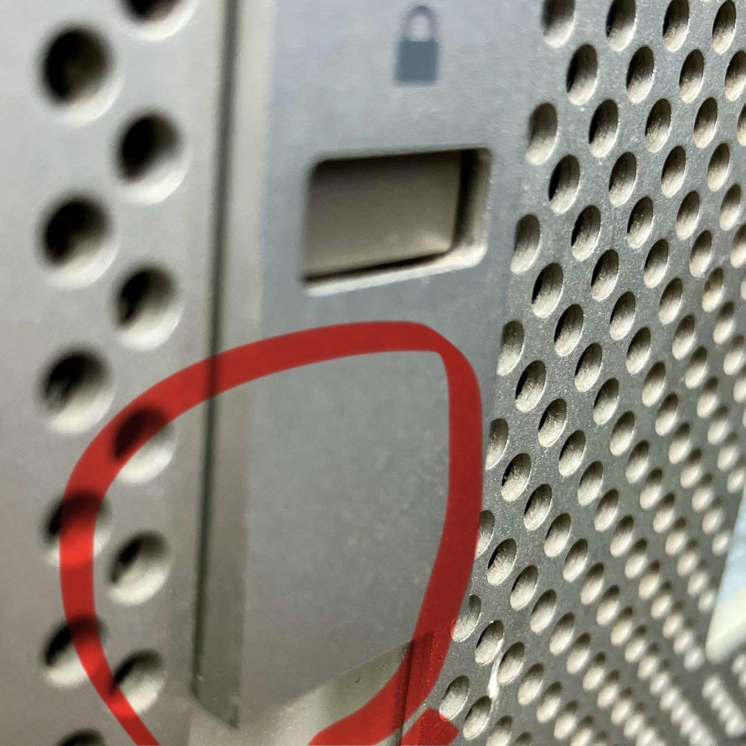 Mac Pro 2006 A1186 ジャンク品ATI Radeon付動作未確認