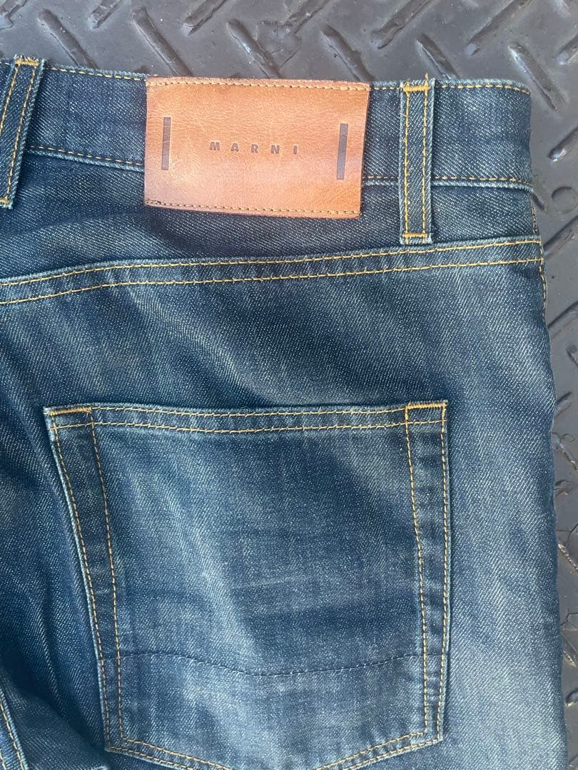 MARNI マルニ　ダークブルー ストレートデニム