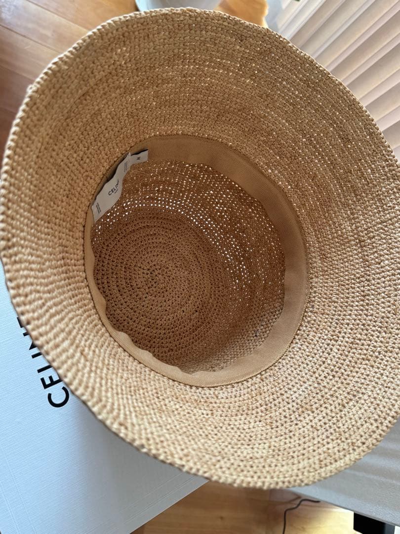 CELINE トリオンフ バケットハット ラフィア