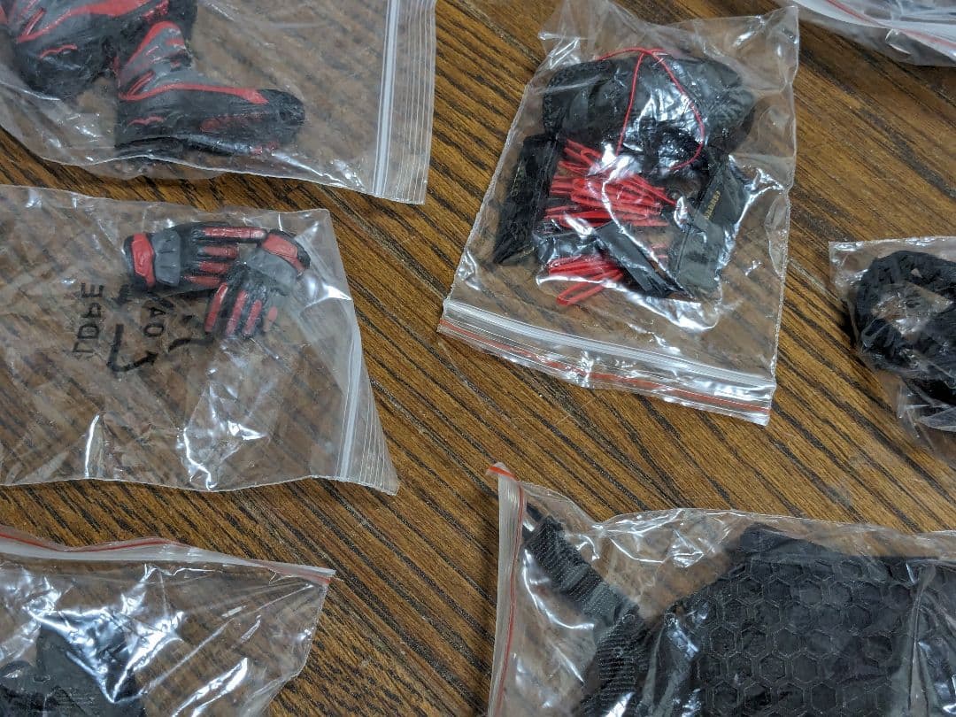 1/6 バトル ガール Feel Toys 装備 服 銃