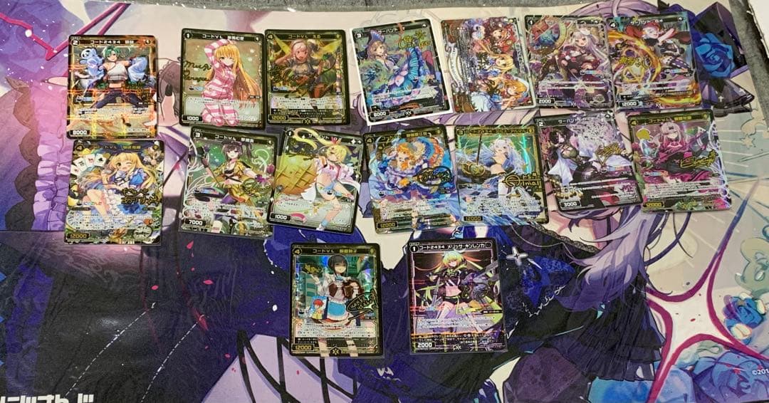 にじさんじ ウィクロス系まとめ売り、背景のプレイマットも