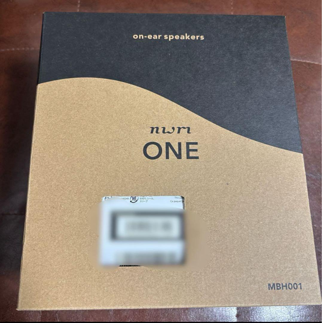 【新品未開封】ブルートゥースヘッドホン nwm ONE グレイ MBH001WA