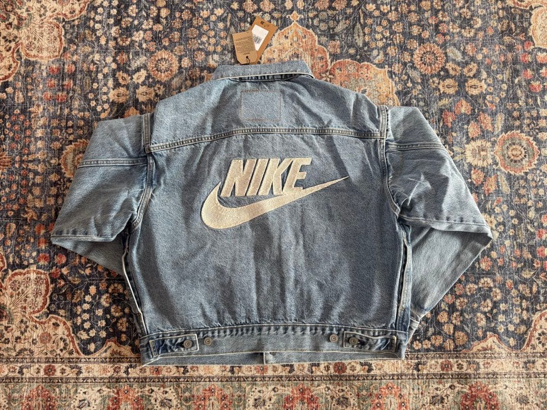 Levi's x Nike デニムジャケットライトブルー