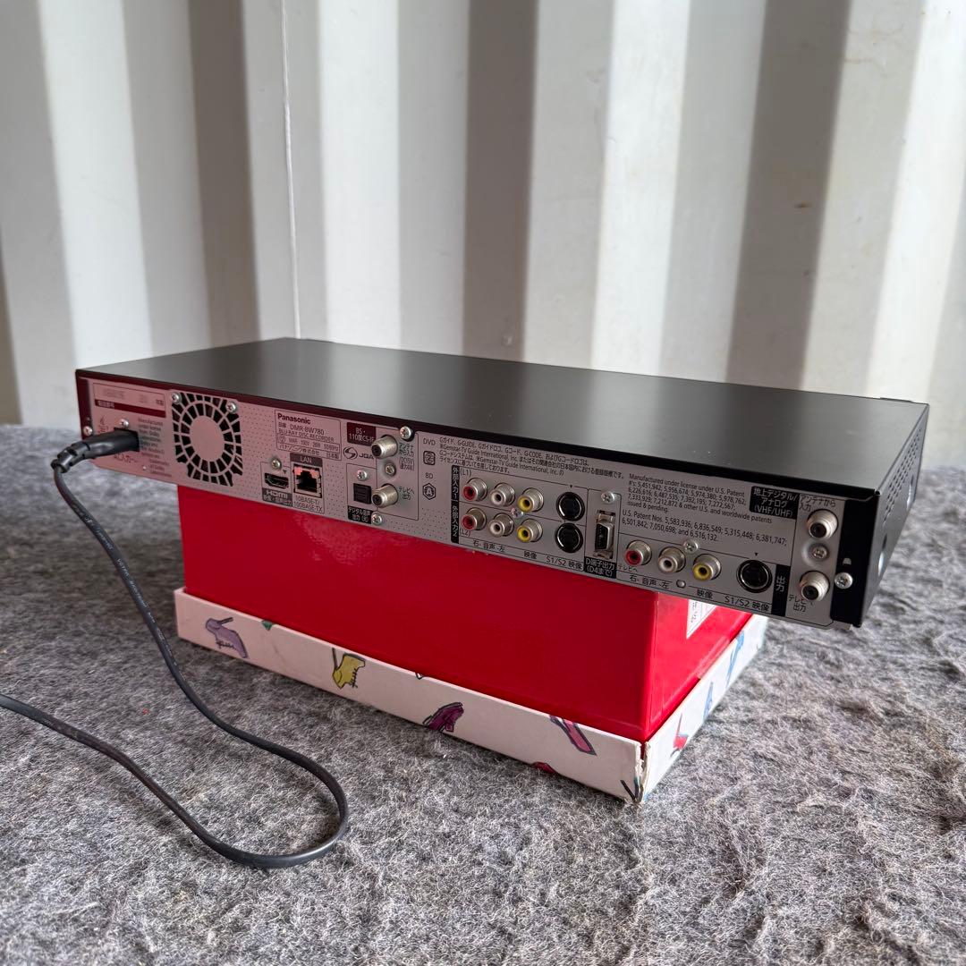 GK32激安早い者勝ち✨ パナソニック ブルーレイレコーダー 2番組同時録画