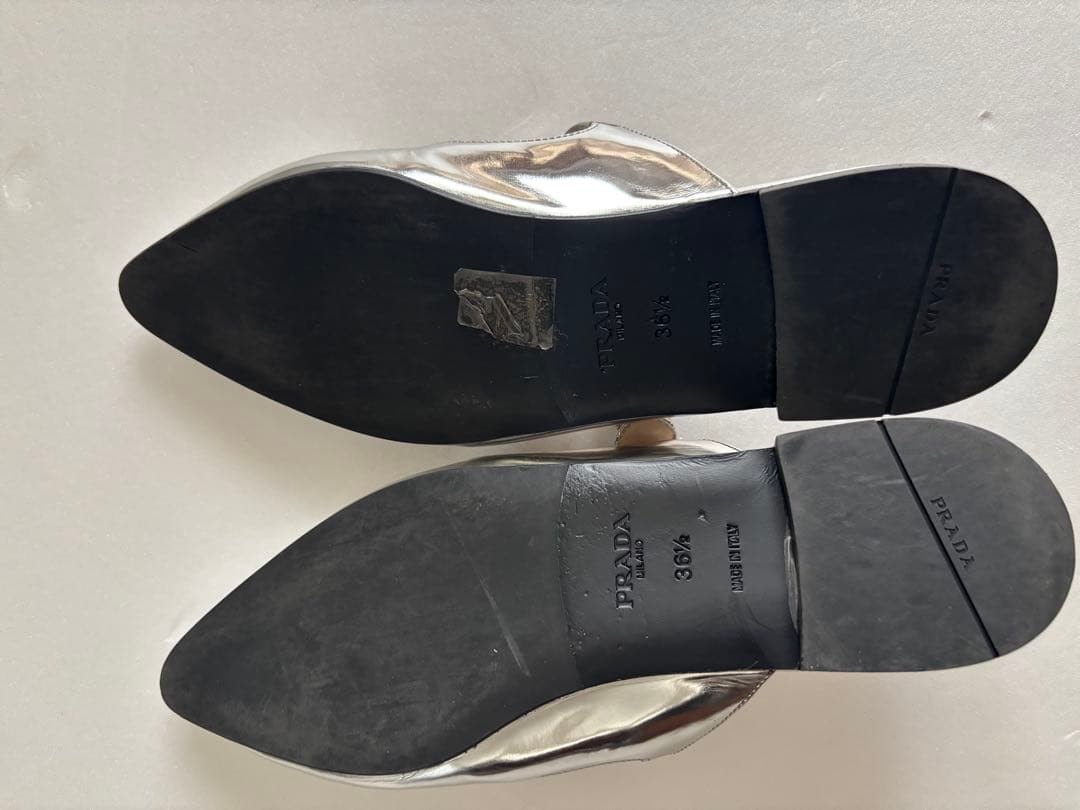 美品　プラダ　PRADA メリージェーン　フラットミュール　シルバー　36.5