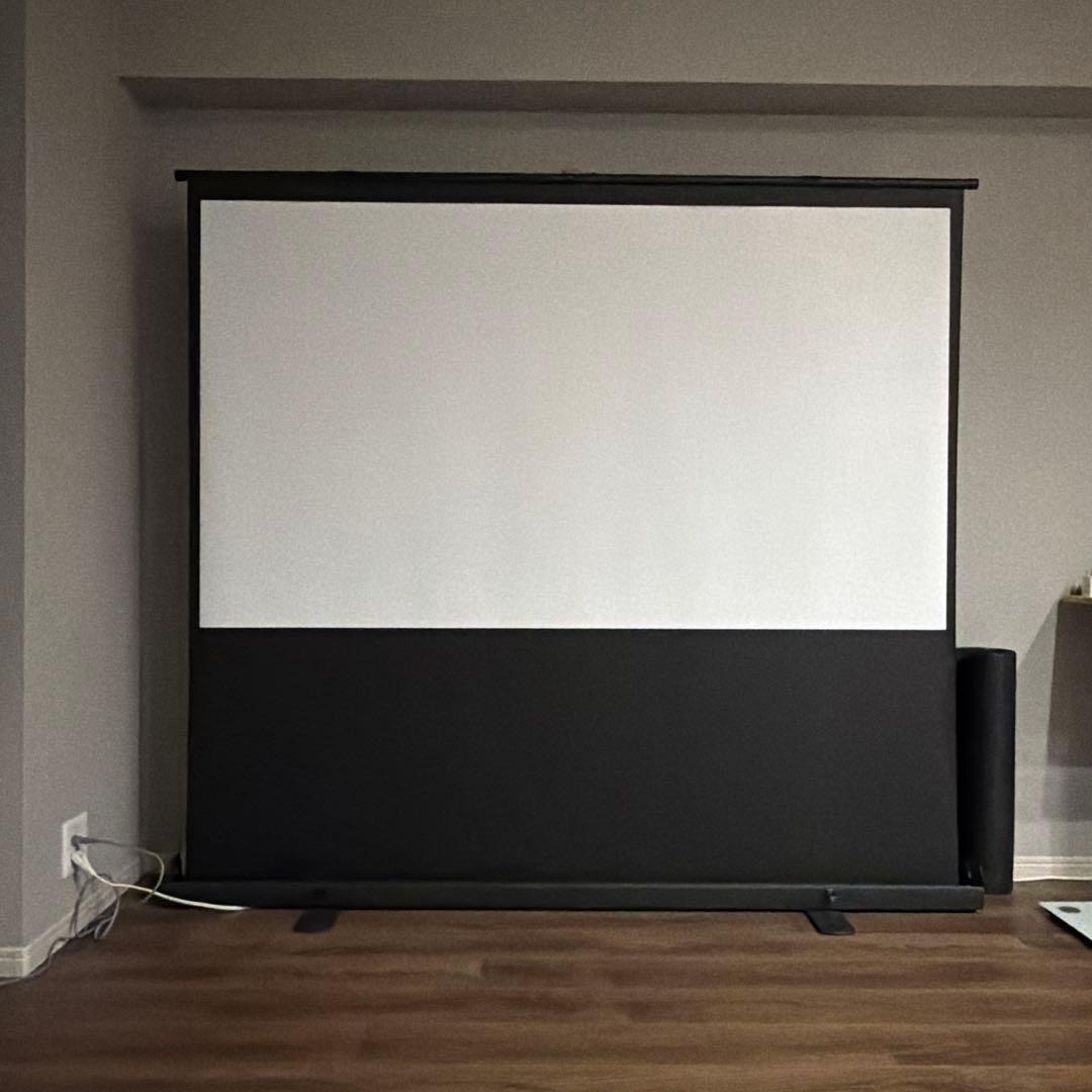 EPSONプロジェクター ＋ 80インチ床置きスクリーン